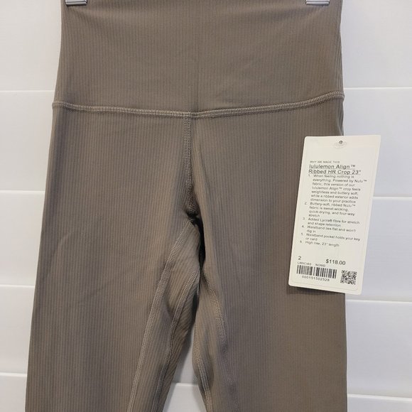 Brand New - Lululemon Align Ribbed HR Crop 23 NWT - Picture 1 of 2